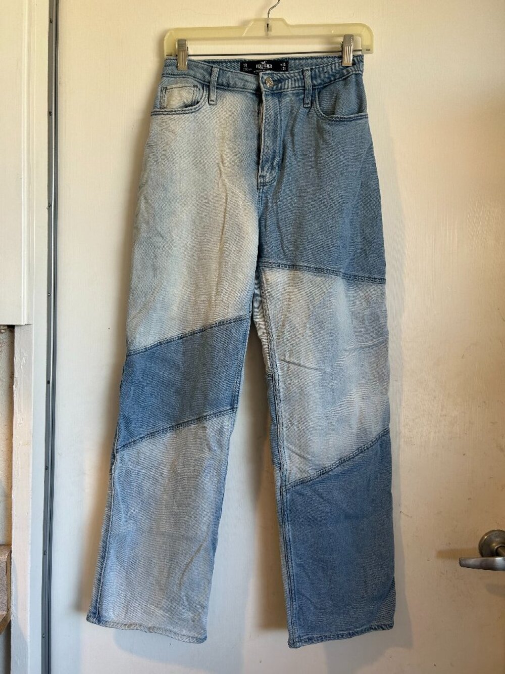 Hollister - Multi Colored Jeans
